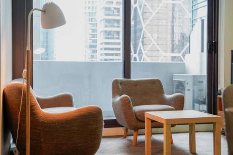 Impeccable Location! In CBD Next Melb Central 2B2B - Redcliffe Tourism 1