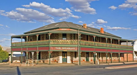 Imperial Fine Accommodation - Redcliffe Tourism 0