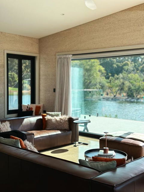 INDICA HEMP HOUSE - Multi Award Winning-Luxury-Eco Designed House-lake Views-hot Tub-Cinema - Redcliffe Tourism 2