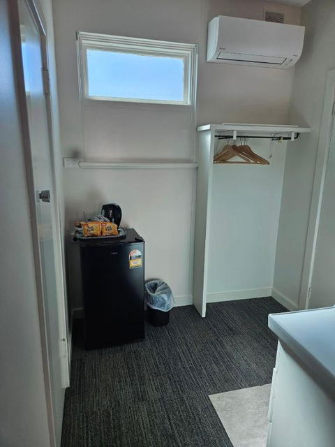 International Hotel Motel - Redcliffe Tourism 2