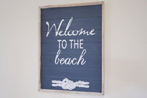 INVERLOCH - 2 Separate Houses In One! - Redcliffe Tourism 1