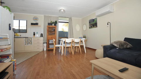 Investigator Beach Breeze Apartments U3 - Redcliffe Tourism 3