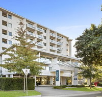 Adina Serviced Apartments Canberra Dickson - Redcliffe Tourism
