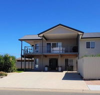 Agape Holiday Home - Redcliffe Tourism