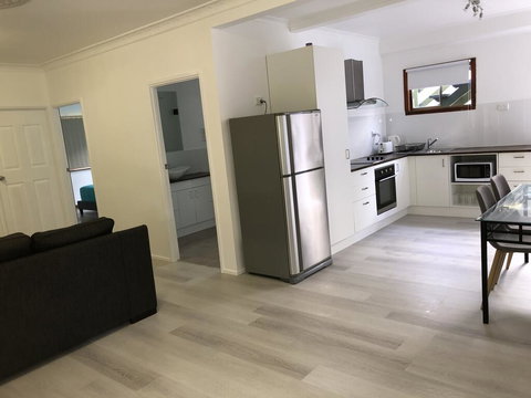 Airlie Getaway Unit 3 - Redcliffe Tourism 3