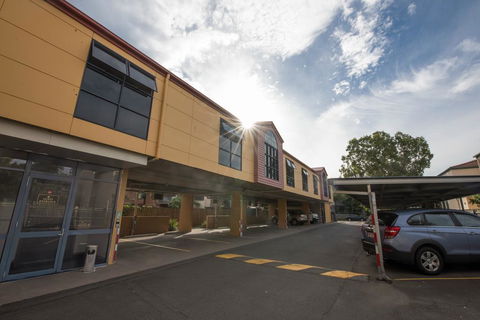 Airolodge International - Redcliffe Tourism 3