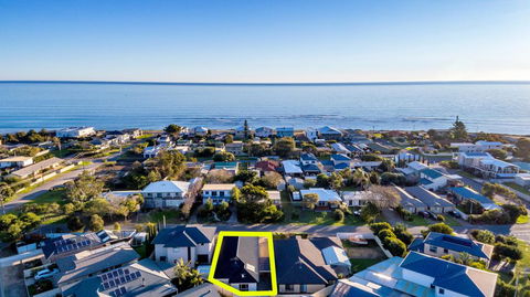 Aldinga Beach Experience - Redcliffe Tourism 2