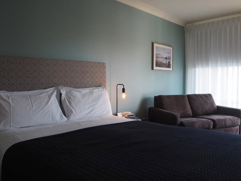 Alexandra Place - Redcliffe Tourism 1