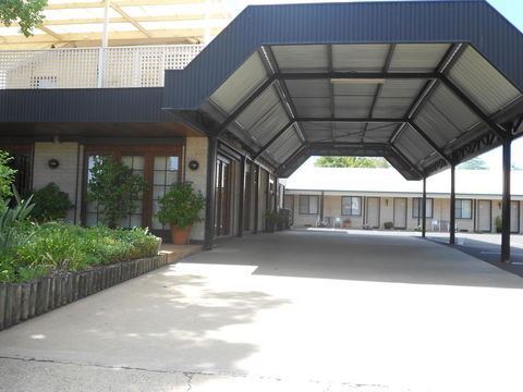 All Seasons Motor Lodge - Redcliffe Tourism 0