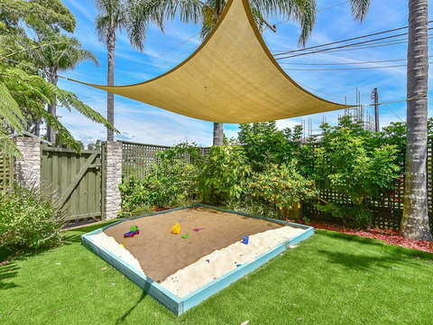 Allamanda Retreat 37 - Redcliffe Tourism 2