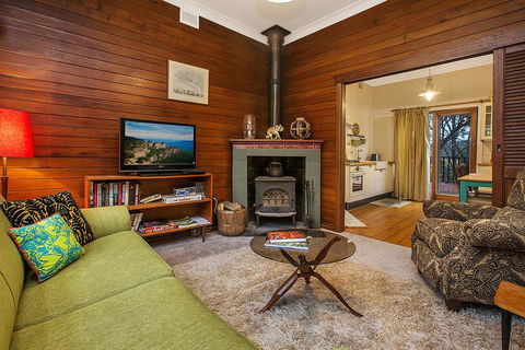 Allambee - Redcliffe Tourism 3