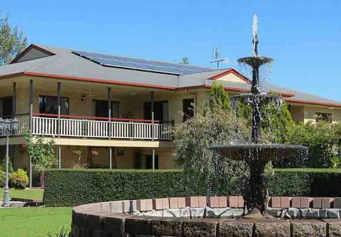 Allora Lodge Bed And Breakfast - Redcliffe Tourism 0