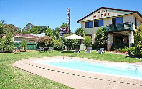 Alluna Motel - Redcliffe Tourism 0