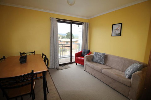 Alpen Glen 6 - Redcliffe Tourism 3