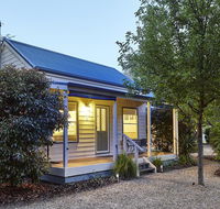 Alpine Valley Cottages - Redcliffe Tourism