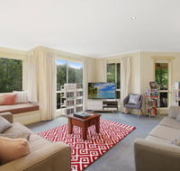 Alpine Vista - Short walk to town centre - Redcliffe Tourism