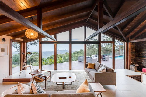 Altitude 261 - Redcliffe Tourism 1