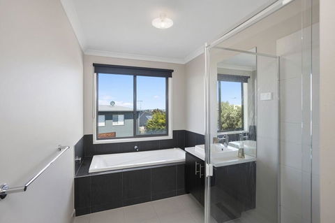 Alyxia Escape 15 - Redcliffe Tourism 2