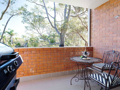 Amanda Court 2/1 Weatherly Cl - Renovated Unit With Aircon, Wifi And Close To The Beach - Redcliffe Tourism 0