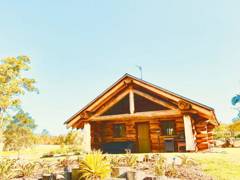 Amarina Farm Stay And Gardens - Redcliffe Tourism 1