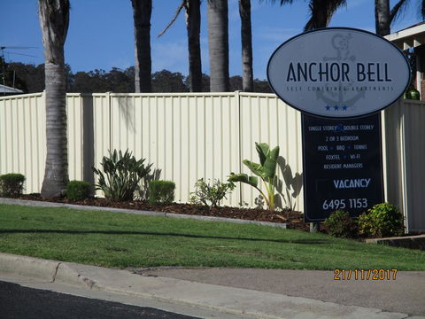 Anchorbell Holiday Apartments - Redcliffe Tourism 3