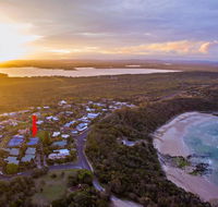 Angourie Blue 7- stroll to surfing beaches. - Redcliffe Tourism