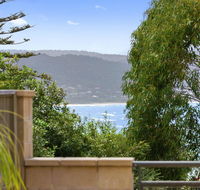 APARTMENT 23 PACIFIC APARTMENTS - sit on the deck and soak in the view - Redcliffe Tourism