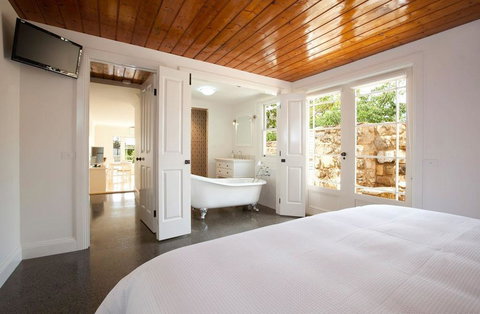 Apartment 35 - Redcliffe Tourism 0