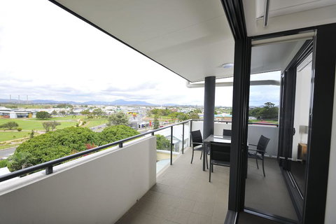 Apartments G60 Gladstone - Redcliffe Tourism 1