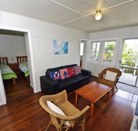 Apollo 2 9 Hodgson Street - Redcliffe Tourism