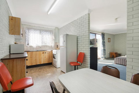 Apollo Unit 31 - Redcliffe Tourism 2