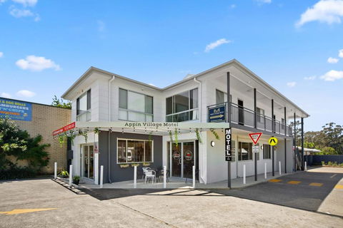 Appin Village - Redcliffe Tourism 2