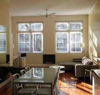 Apt - Dance Loft Conversion - Redcliffe Tourism