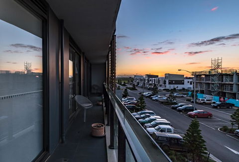 Apt 221 Marinaquays - Redcliffe Tourism 1