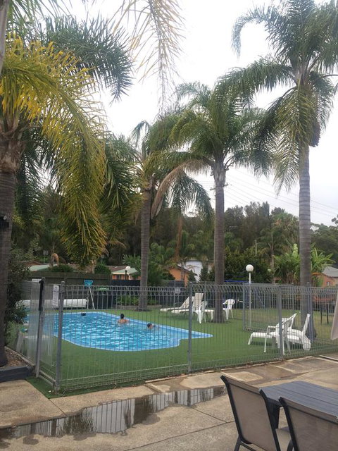 Aquarius Holiday Apartments - Redcliffe Tourism 0