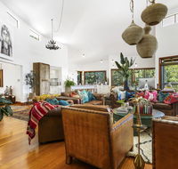 Aquila Retreat Mansion - Redcliffe Tourism