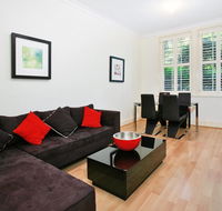 Art Deco in the Cul-de-Sac - Spacious Executive 1BR Potts Point Apartment in Quiet Cul-de-Sac - Redcliffe Tourism