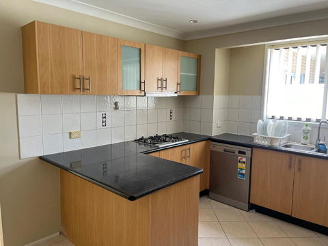 Luxurious Home - Redcliffe Tourism 2