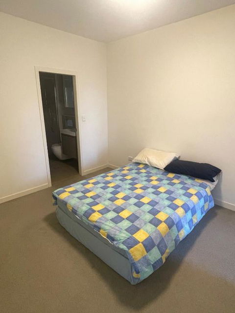 Luxury 2 Bed 2 Baths Apartment - Hurstville - Redcliffe Tourism 2