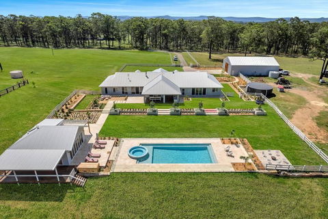 Luxury Hunter Valley Estate - Redcliffe Tourism 2
