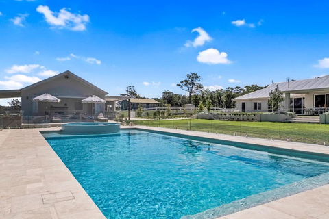 Luxury Hunter Valley Estate - Redcliffe Tourism 1