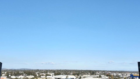 M-city Apartment - Executive Twin King Ensuites - Fully Equipped - Free Parking, Fast Wifi, Smart TV, Netflix, Complementary Drinks & Amenities - M-city Shopping Centre Clayton 3168 - Redcliffe Tourism 1