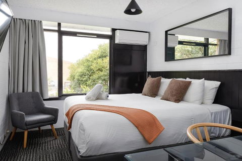 M Hotel - Redcliffe Tourism 3