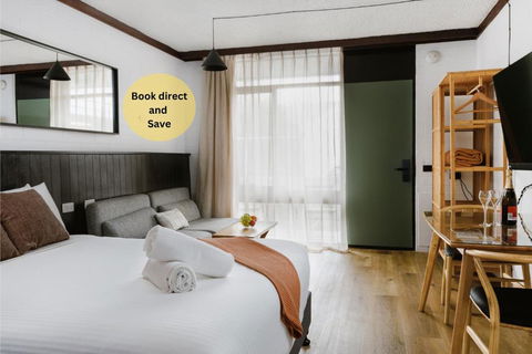 M Hotel - Redcliffe Tourism 0