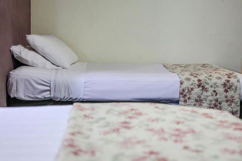 Maynestay Motel - Redcliffe Tourism 2