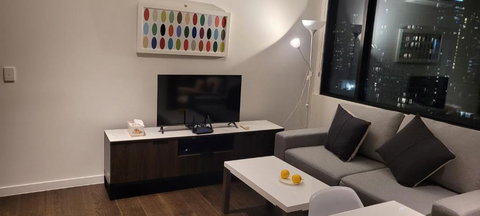 MB 3006 SkyLab Apartment Hotel - Redcliffe Tourism 1