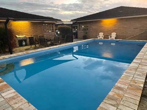 Milgate Motel - Redcliffe Tourism 3