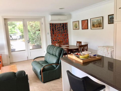 Millswood Apartment - Redcliffe Tourism 3