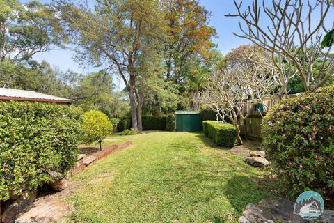 Modern House With Spacious Backyard In Telopea - Redcliffe Tourism 3