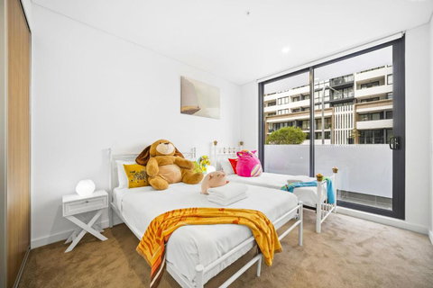 Modern Toy Style APT At Heart Kogarah - Redcliffe Tourism 0